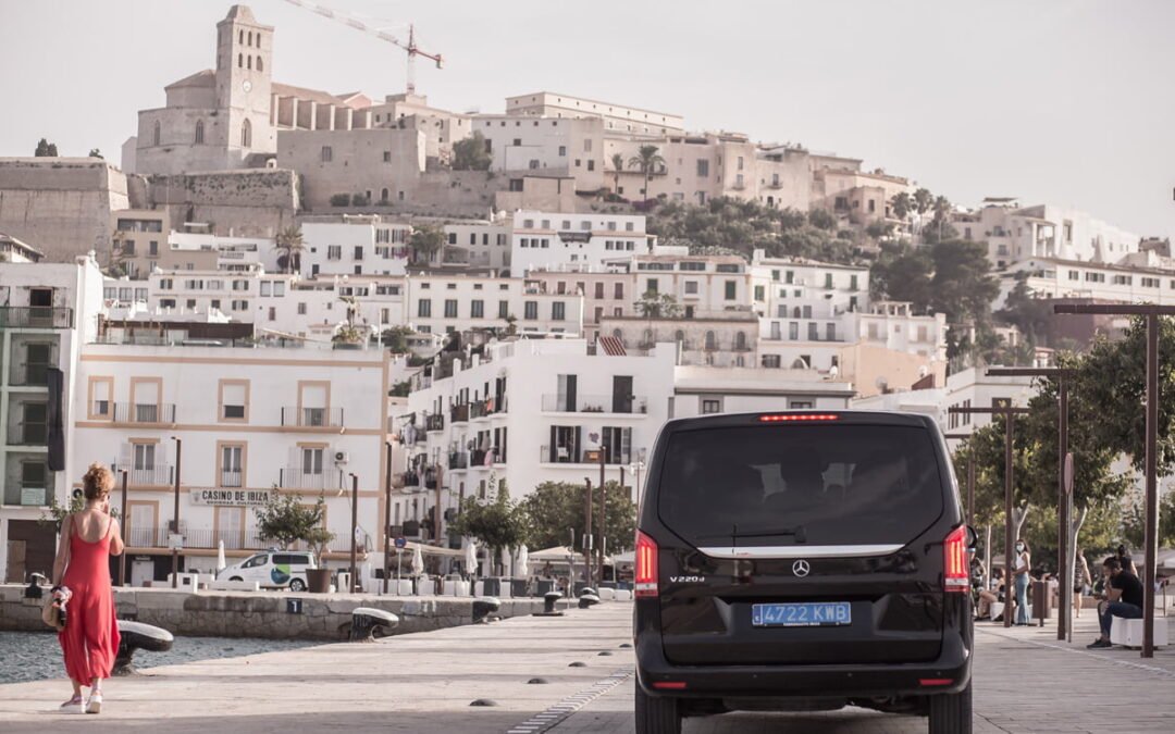 The Value of Time: Why a Private Transfer Optimizes Your Experience in Ibiza