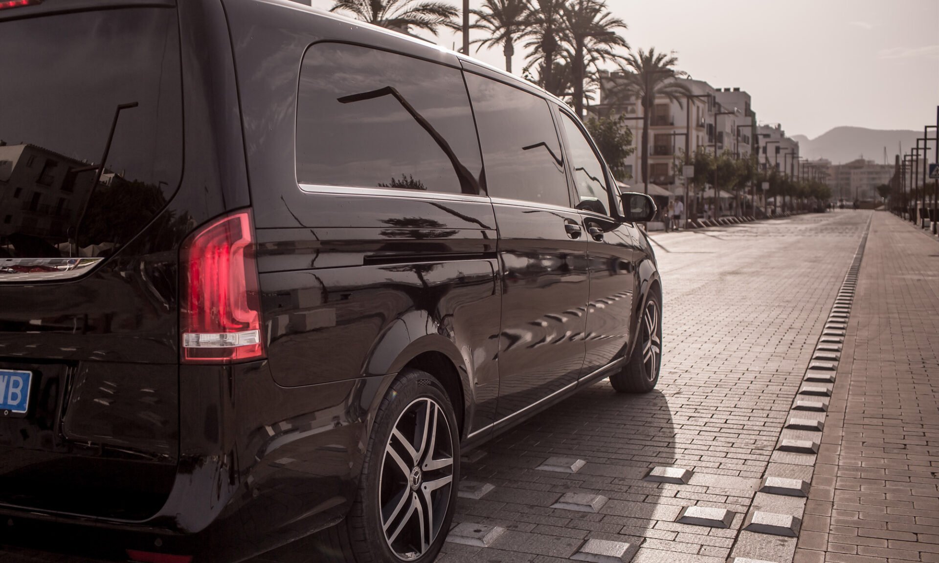 private chauffeur in ibiza - alpha vip transfer